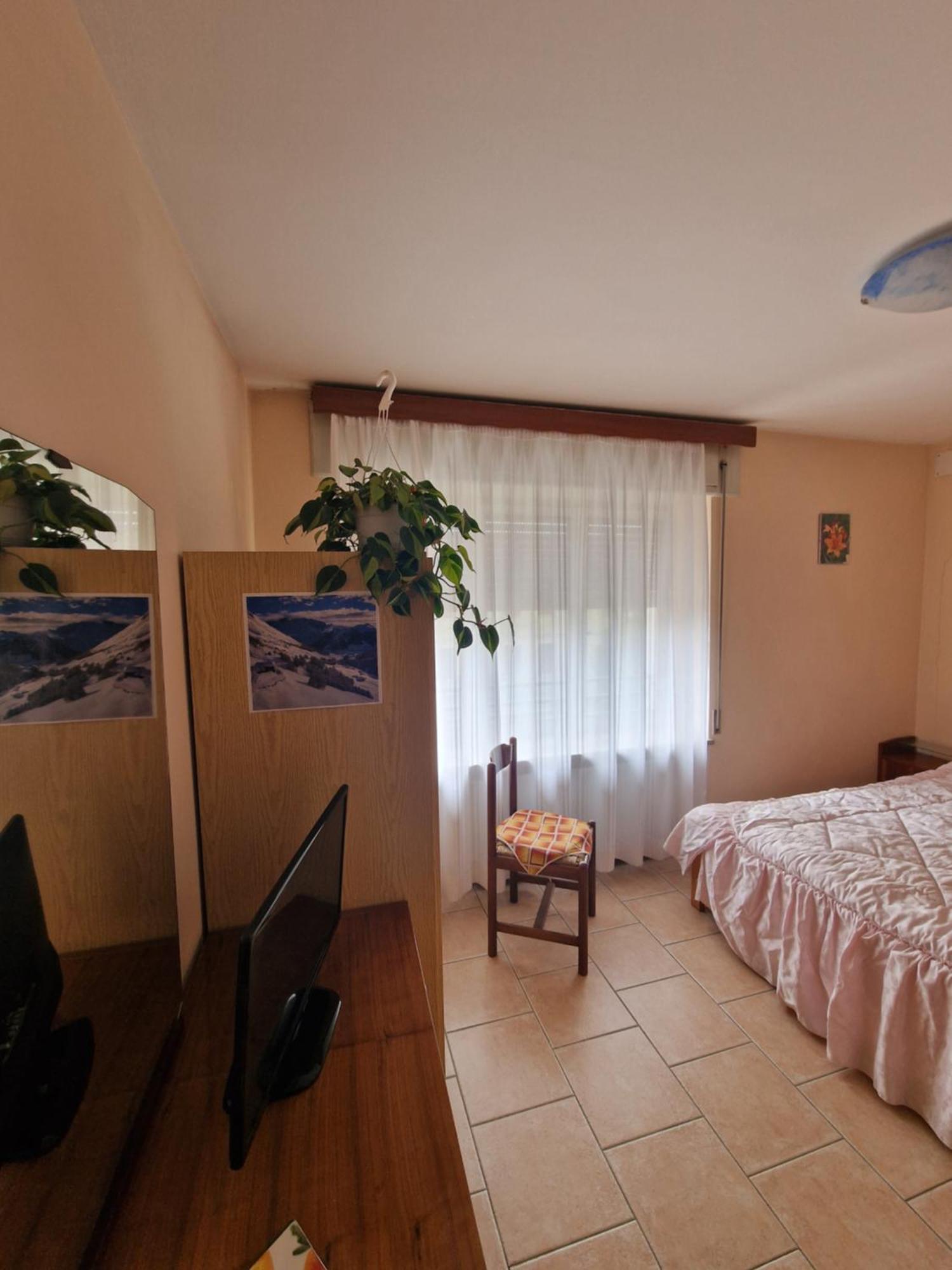 Albergo Ristorante "Al Sole" Lusiana Camera foto